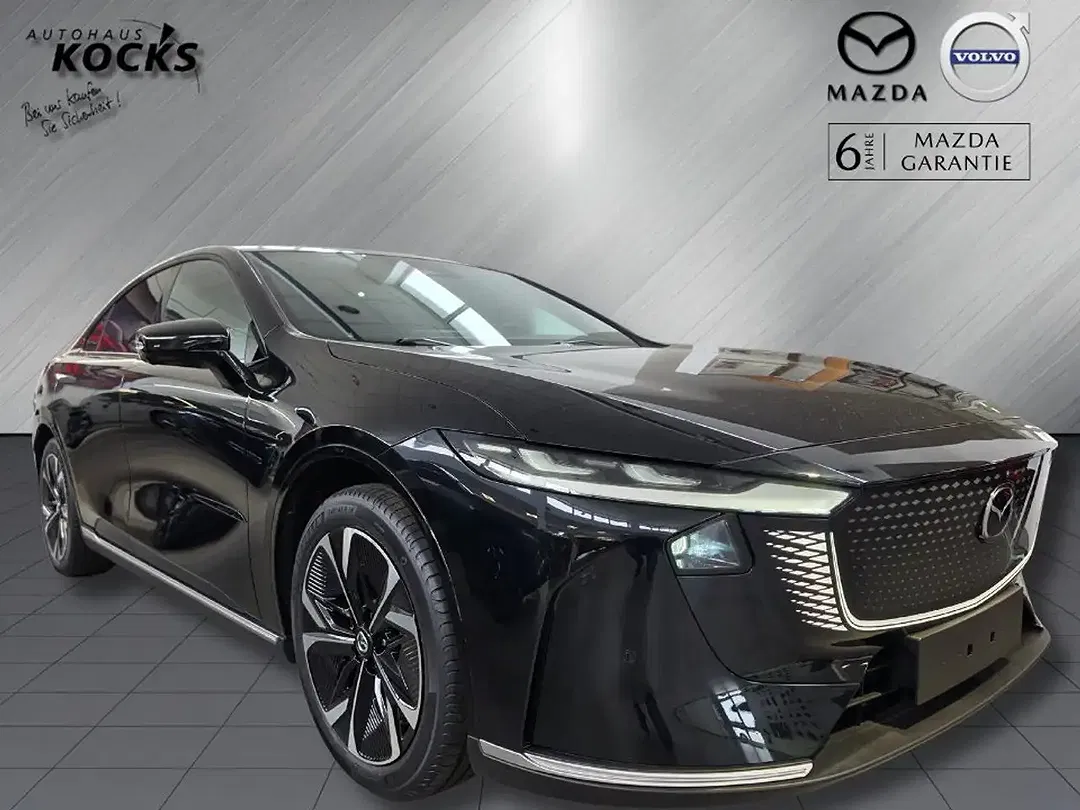 Mazda 6e - Thumbnail 1