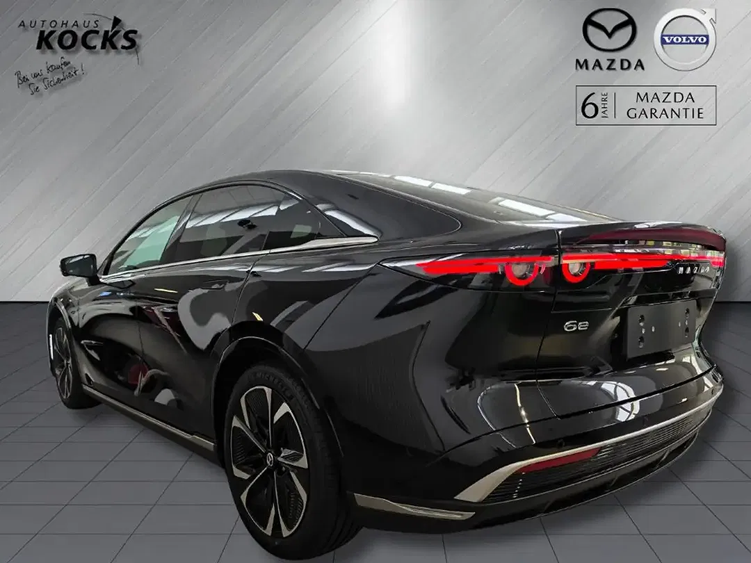 Mazda 6e - Thumbnail 3