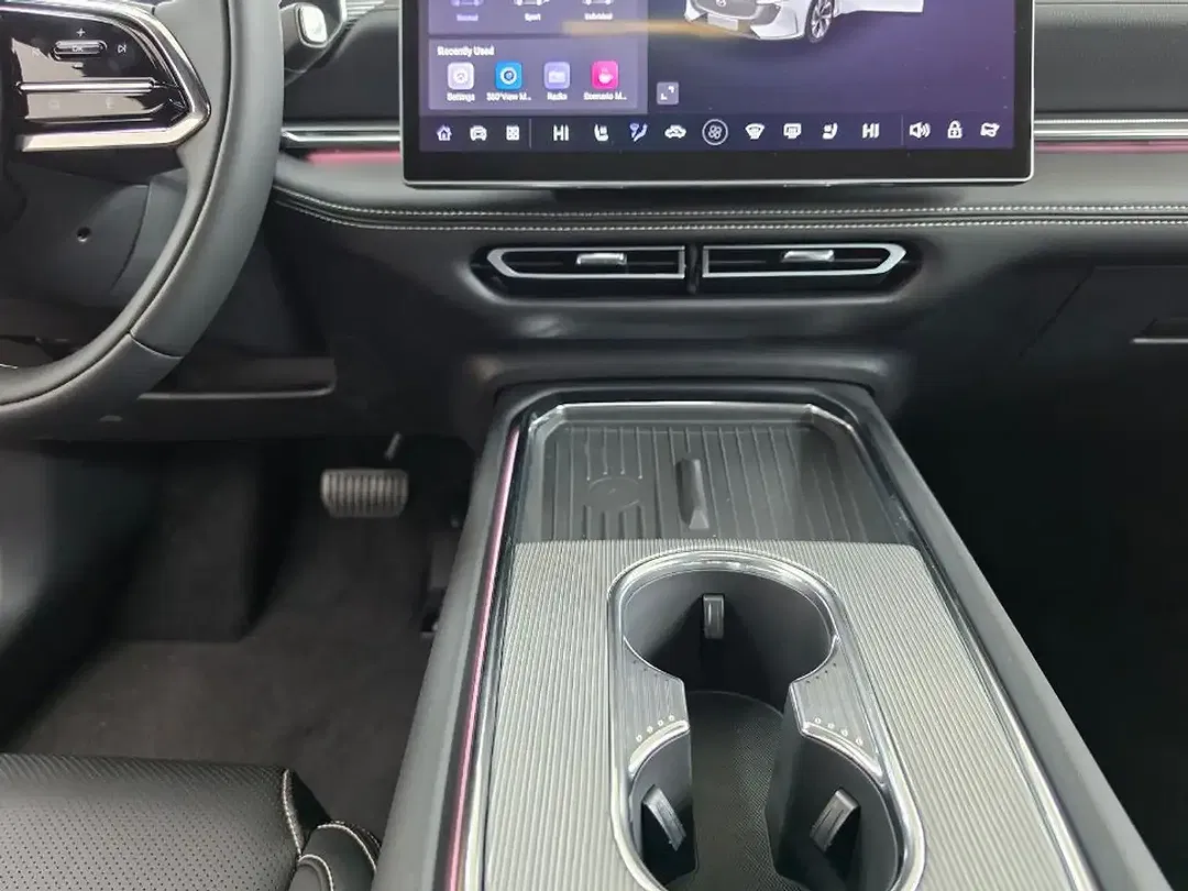Mazda 6e - Thumbnail 9