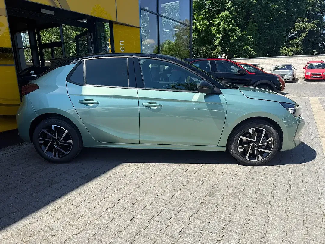 Opel Corsa - Thumbnail 4