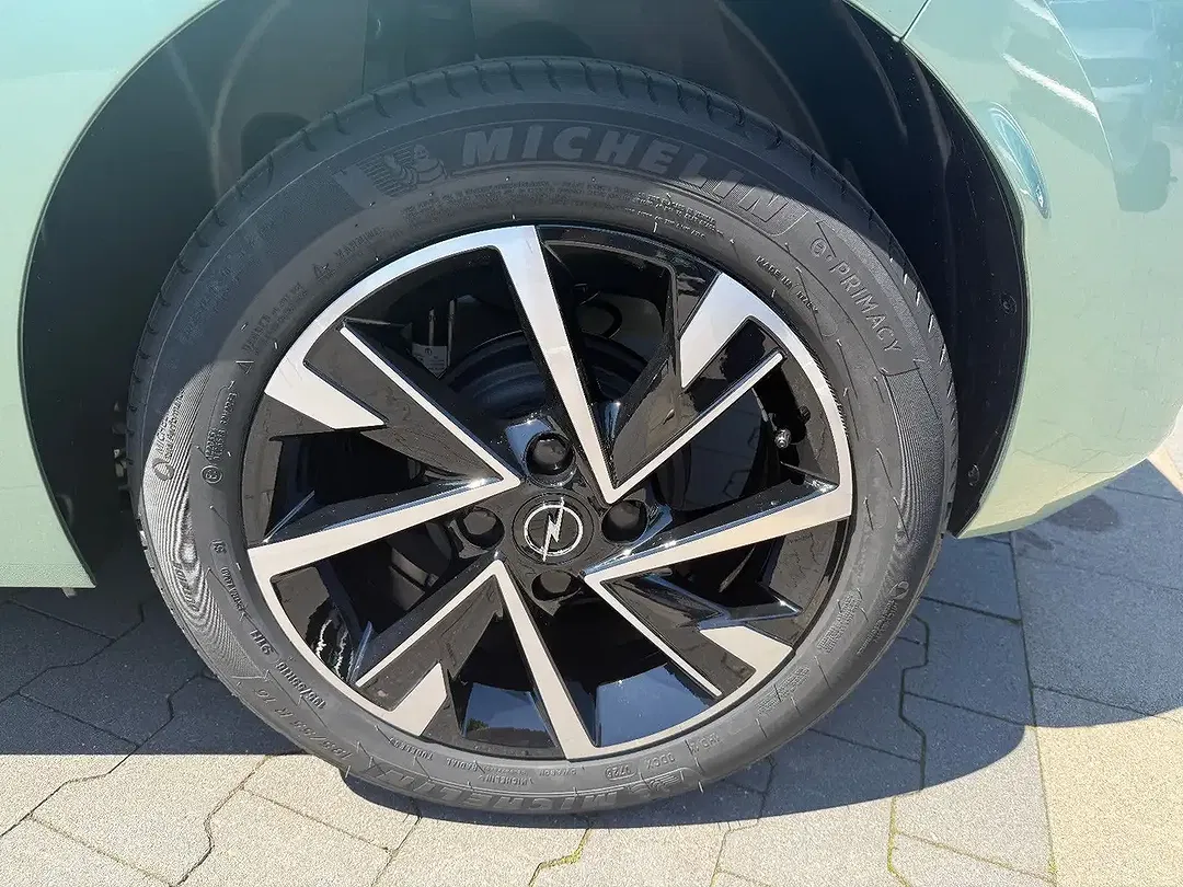 Opel Corsa - Thumbnail 6