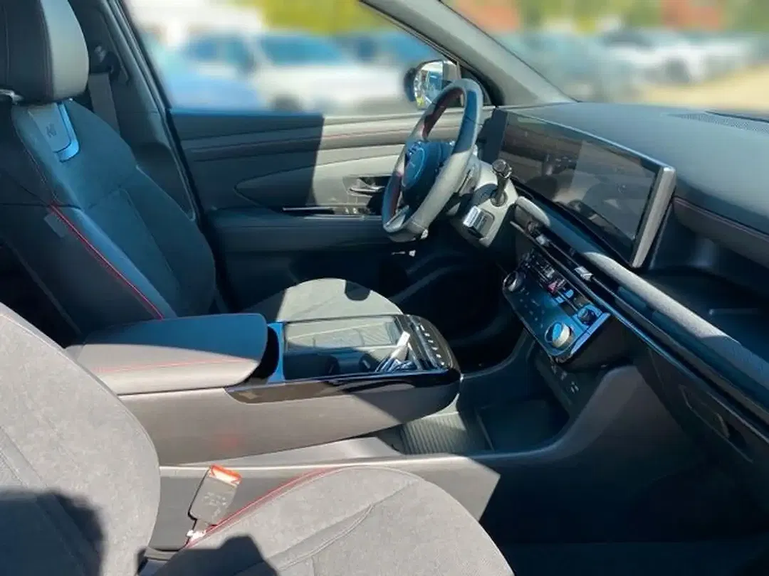 Hyundai TUCSON - Thumbnail 14