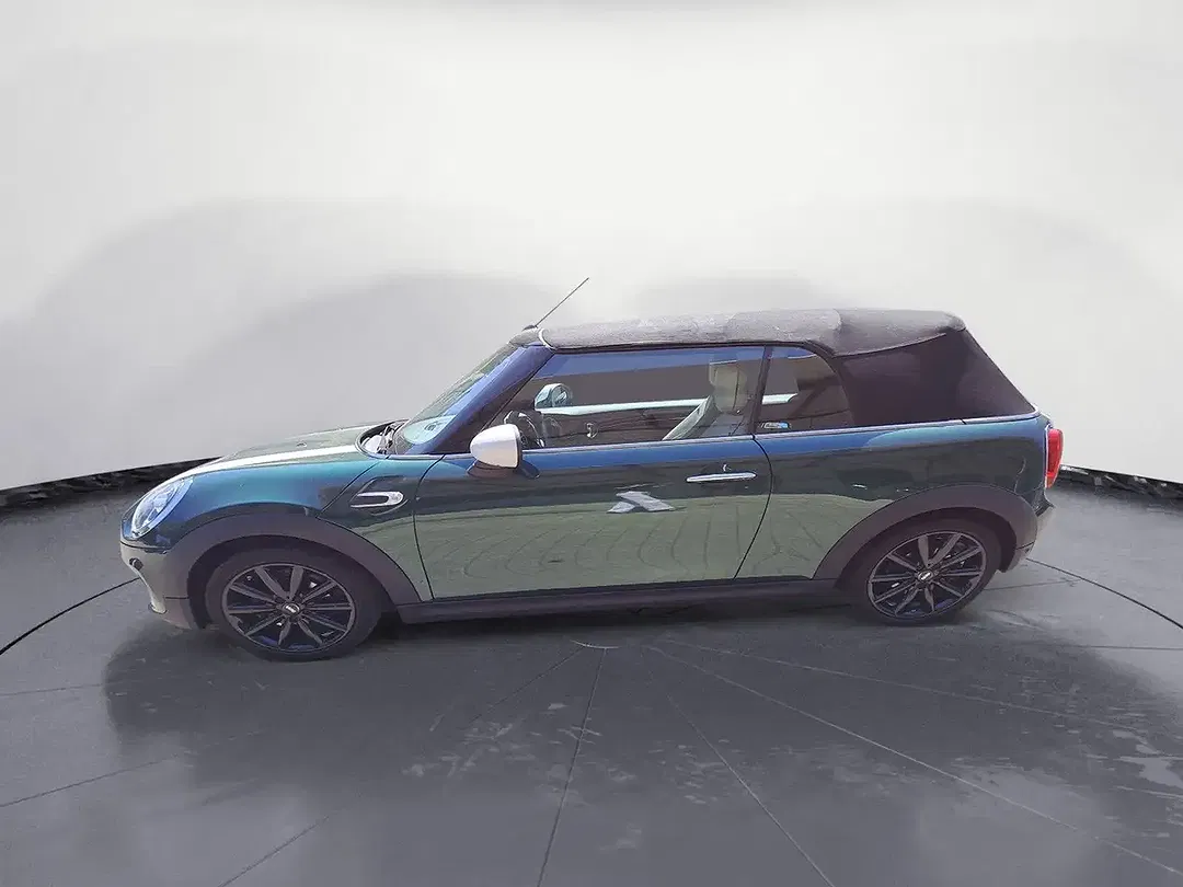 MINI Cooper Cabrio - Thumbnail 2