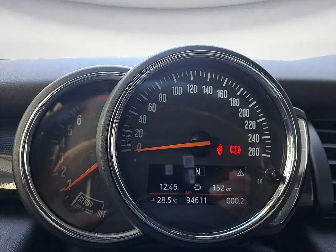 MINI Cooper Cabrio - Thumbnail 6
