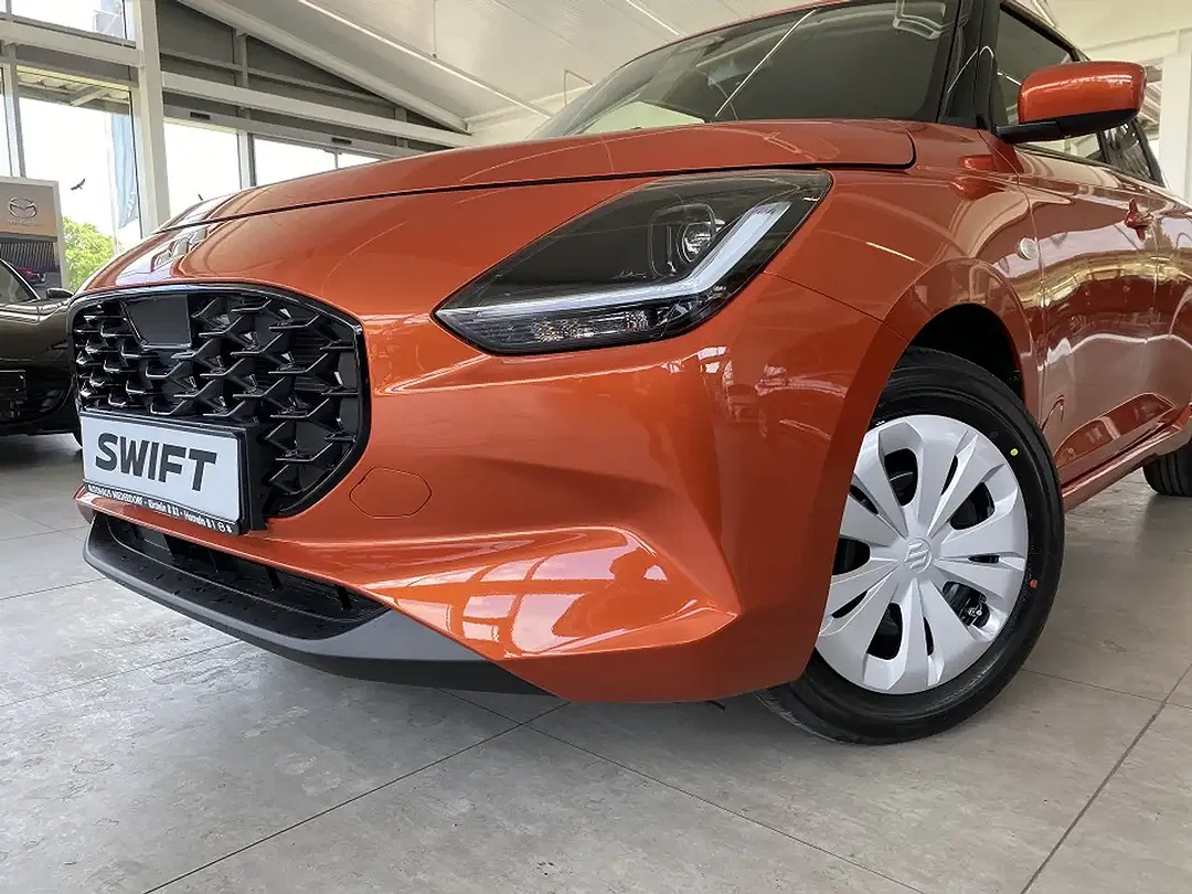 Suzuki Swift - Thumbnail 4