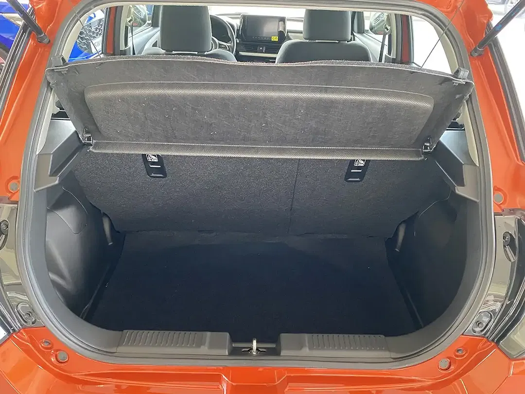 Suzuki Swift - Thumbnail 7