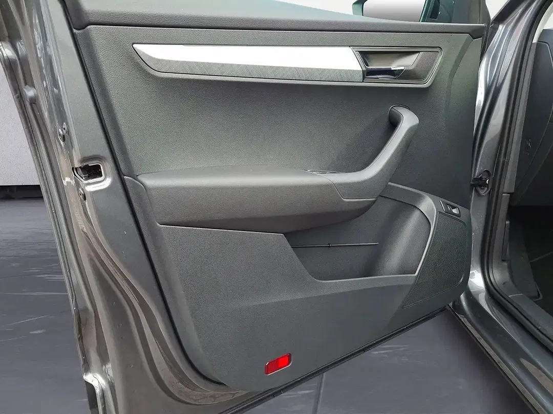 Skoda Karoq - Thumbnail 11