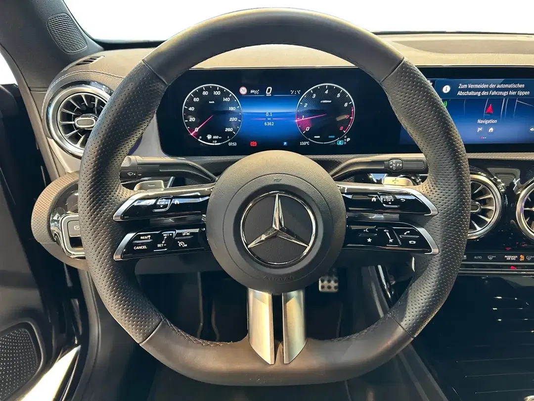 Mercedes-Benz CLA 200 - Thumbnail 10