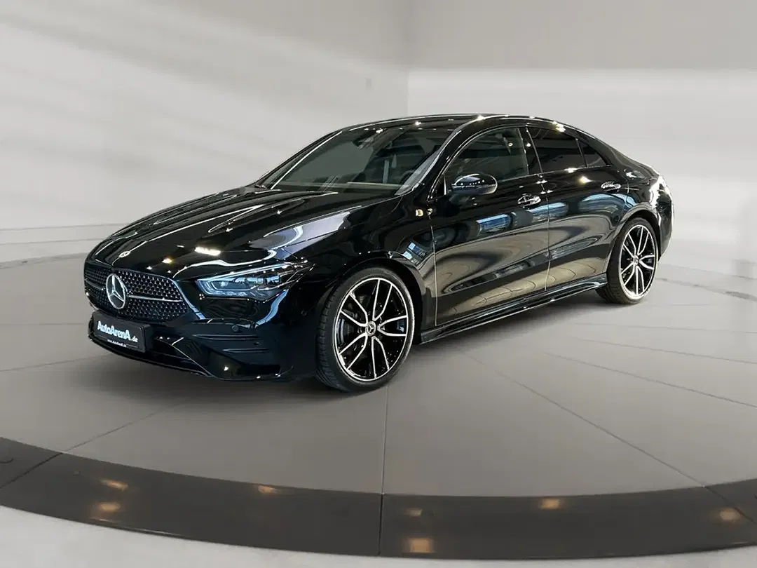 Mercedes-Benz CLA 200 - Thumbnail 1