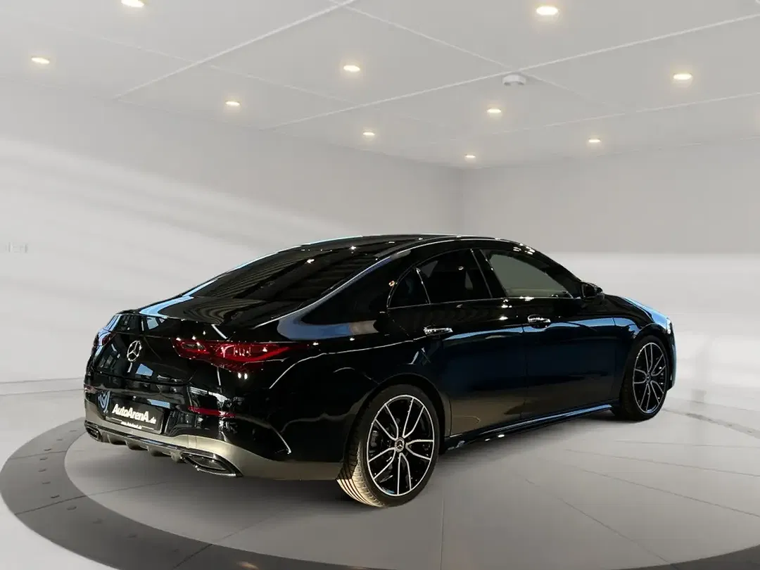 Mercedes-Benz CLA 200 - Thumbnail 2