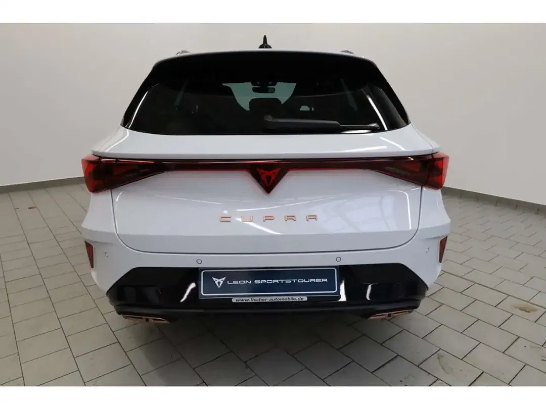 CUPRA Leon - Thumbnail 4