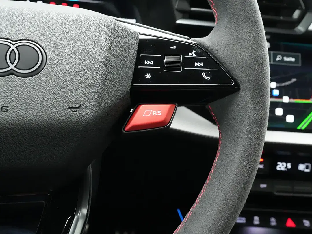 Audi RS3 - Thumbnail 13