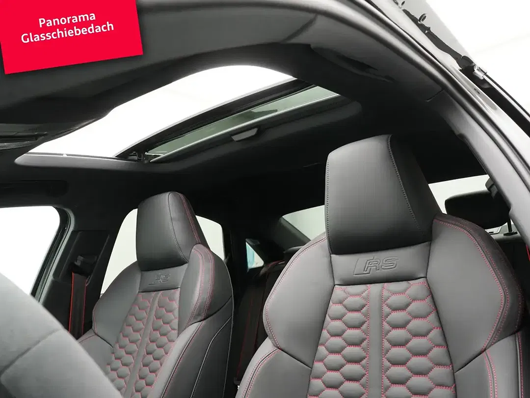 Audi RS3 - Thumbnail 3