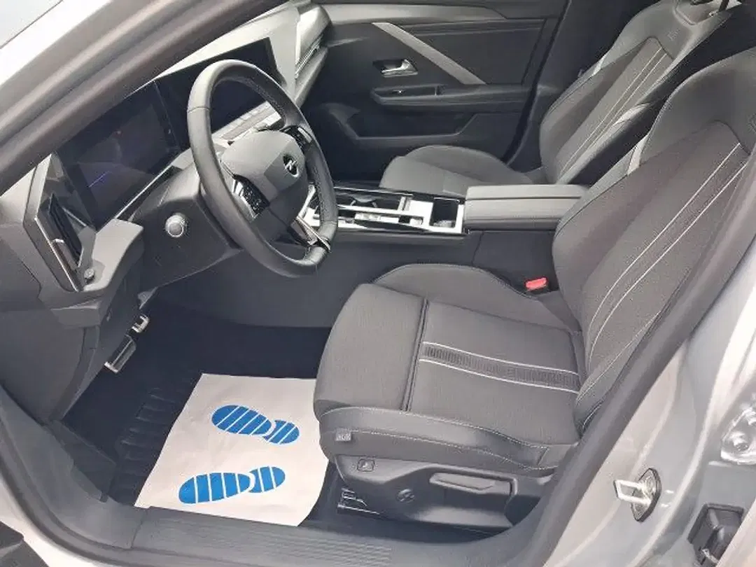 Opel Astra - Thumbnail 12