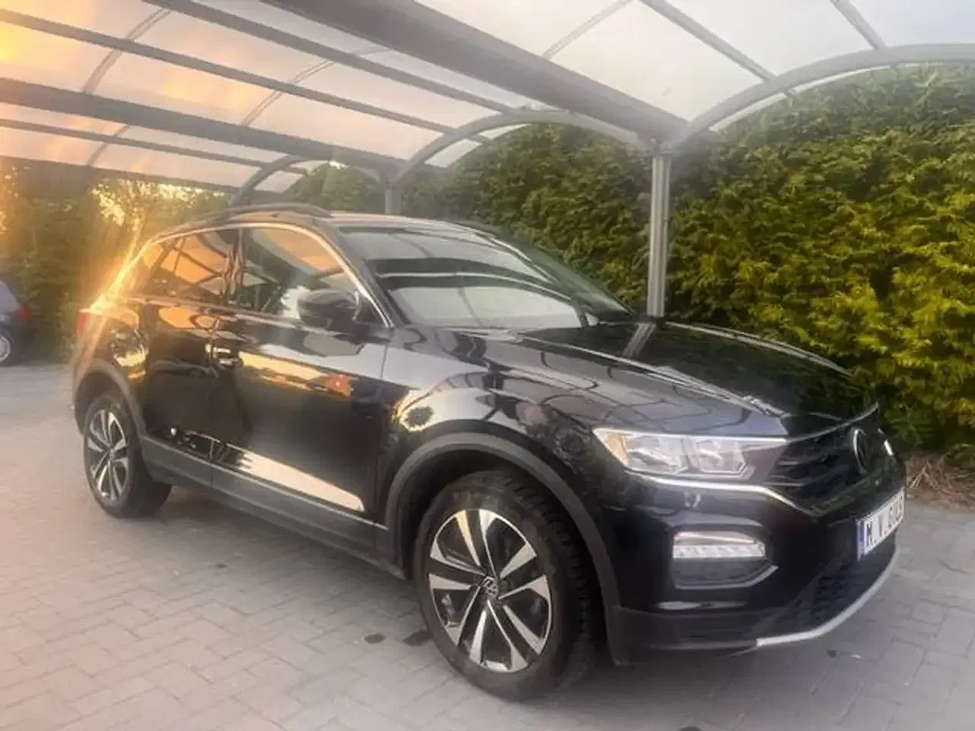 Volkswagen T-Roc - Thumbnail 12