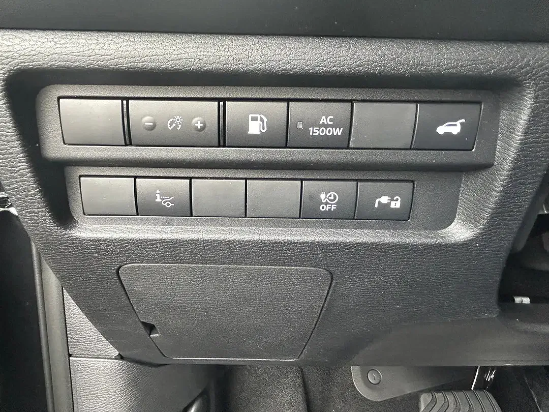 Mitsubishi Outlander - Thumbnail 15
