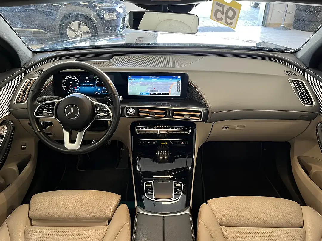 Mercedes-Benz EQC 400 - Thumbnail 15