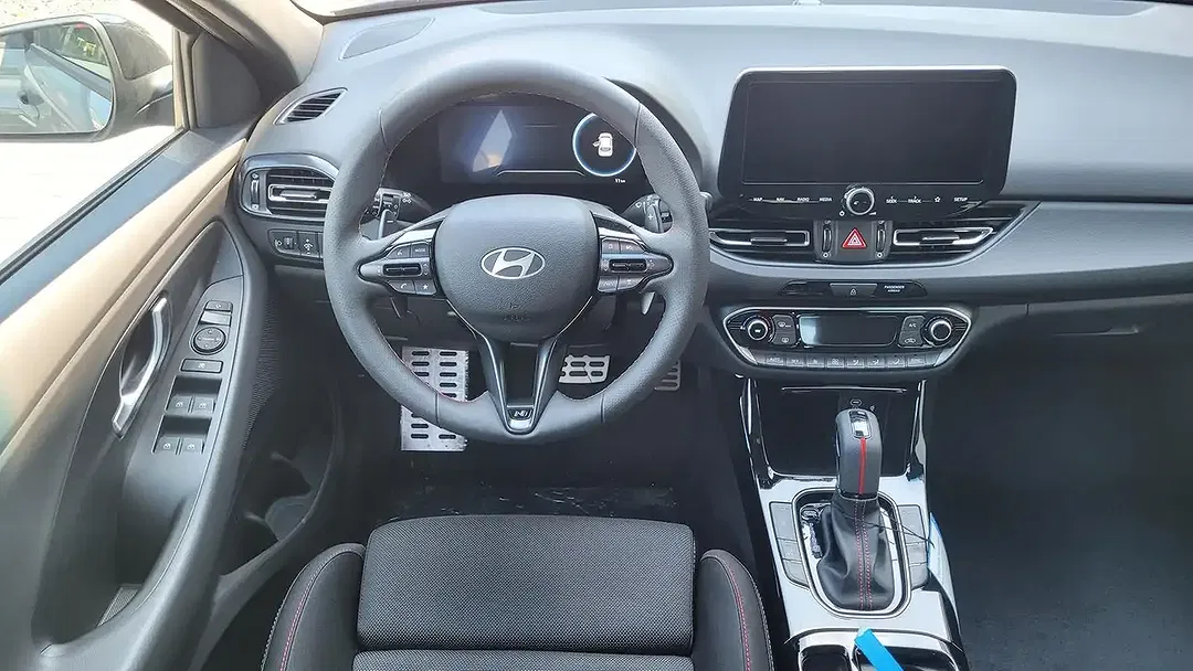 Hyundai i30 - Thumbnail 8