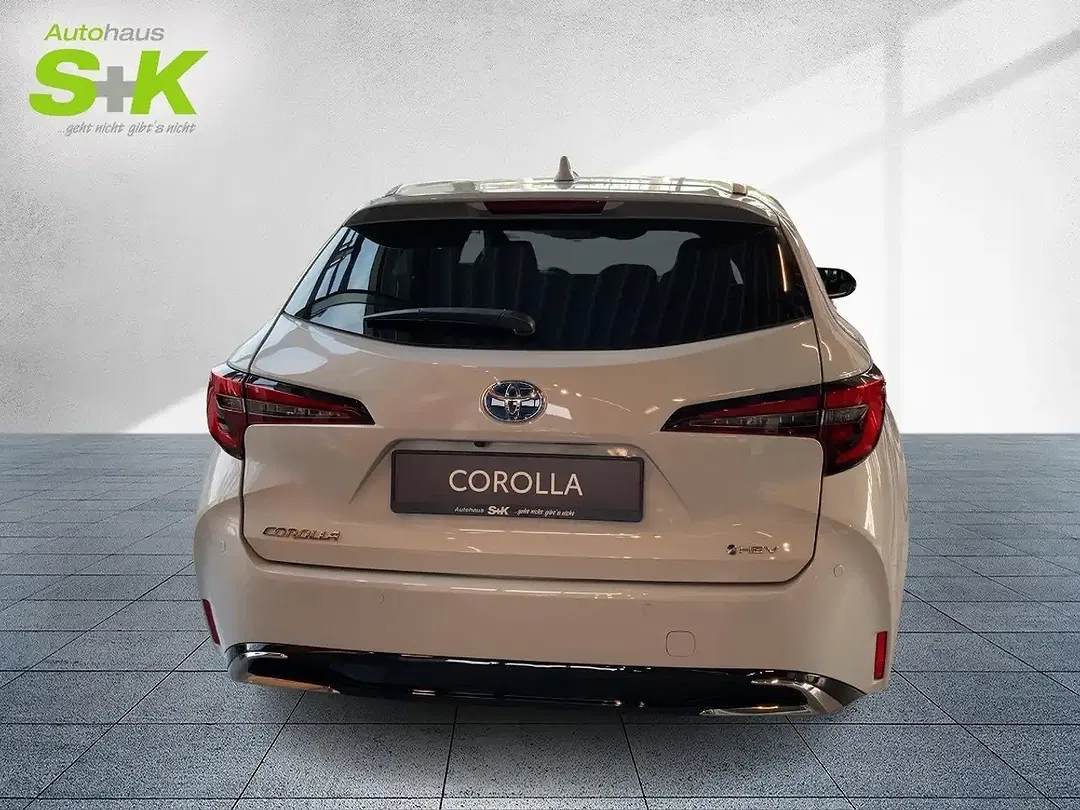 Toyota Corolla - Thumbnail 2