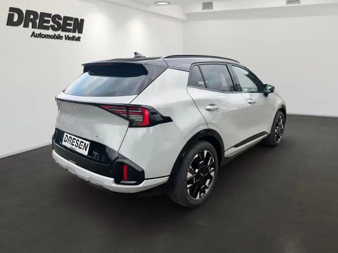 Kia Sportage - Thumbnail 2
