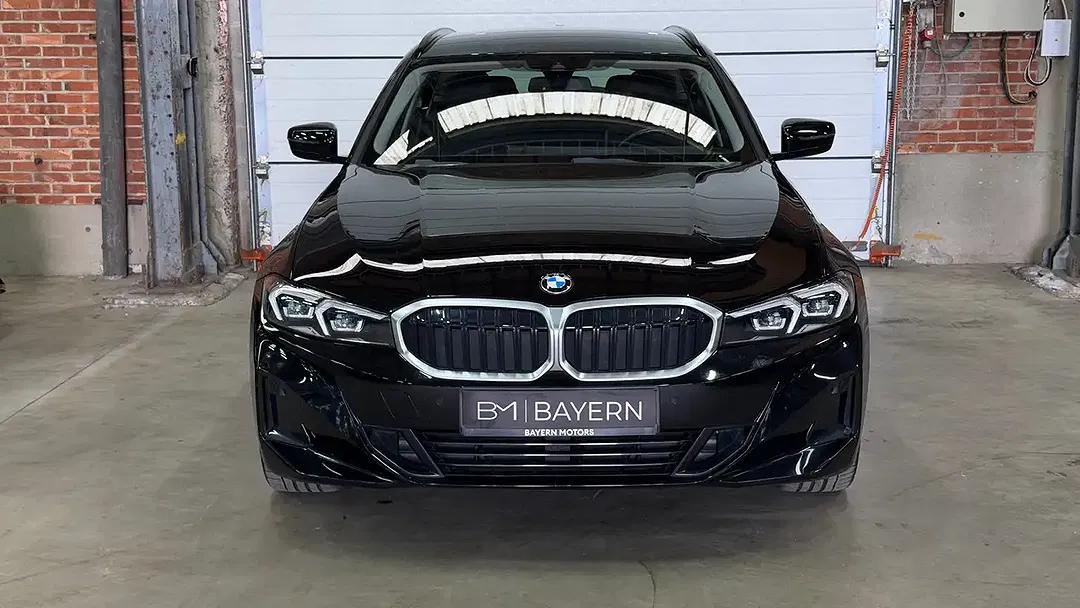BMW 318 - Thumbnail 11