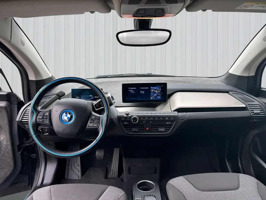 BMW i3 - Thumbnail 10