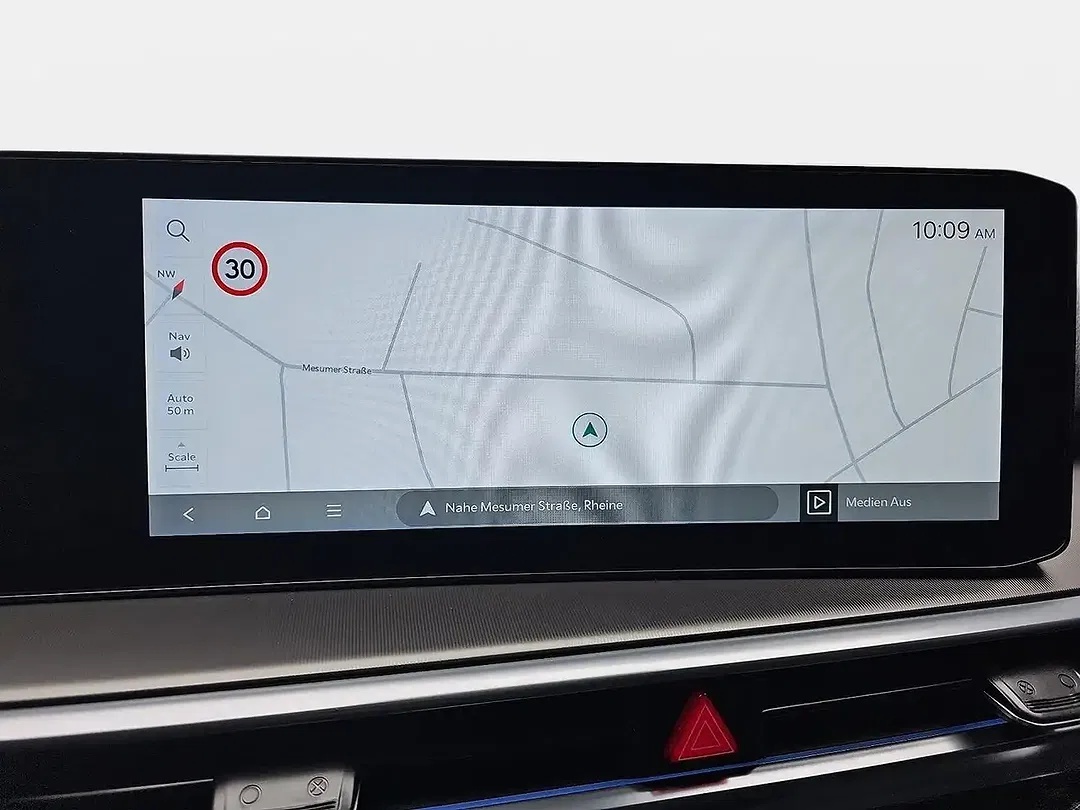 Kia Sorento - Thumbnail 9