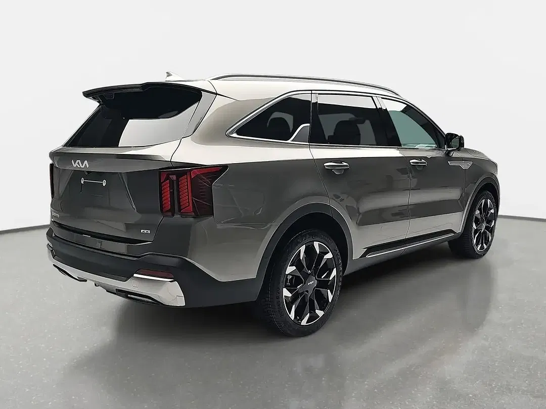 Kia Sorento - Thumbnail 3
