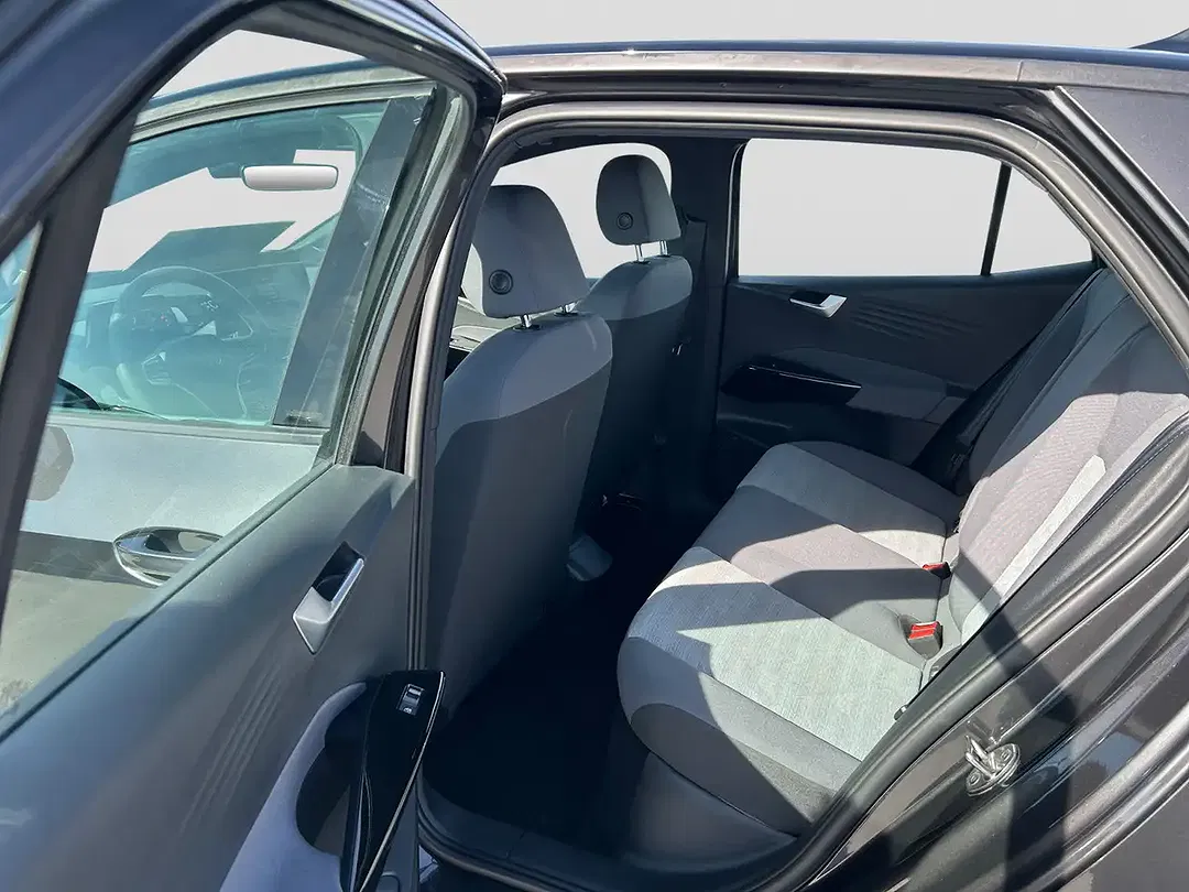 Volkswagen ID.3 - Thumbnail 10