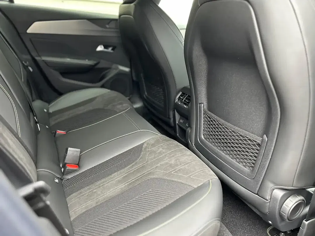 Peugeot 308 - Thumbnail 12