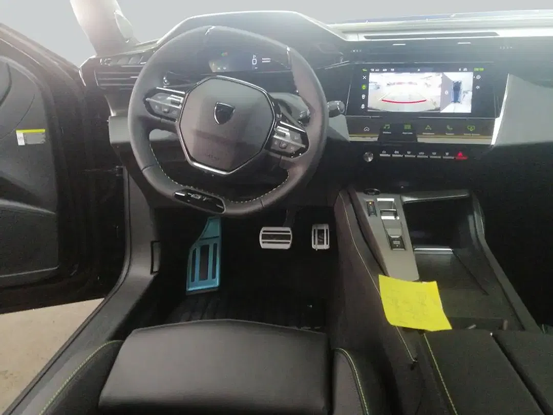 Peugeot 308 - Thumbnail 10