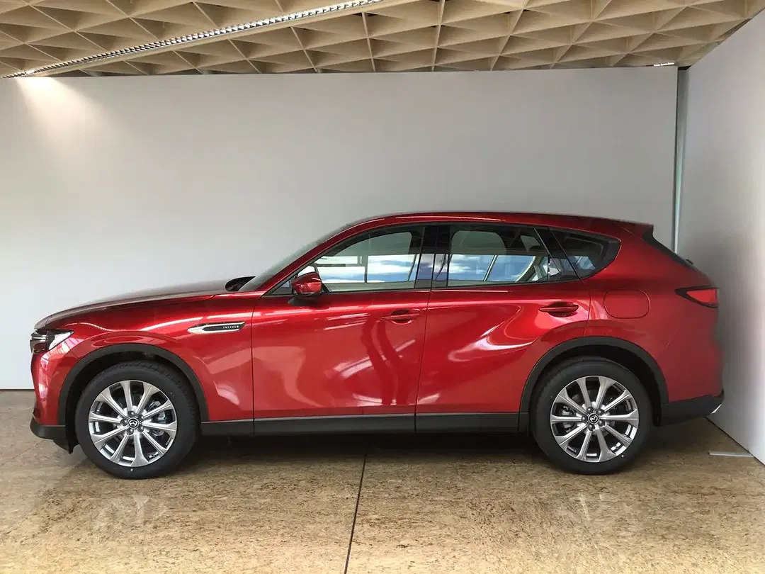 Mazda CX-60 - Thumbnail 2