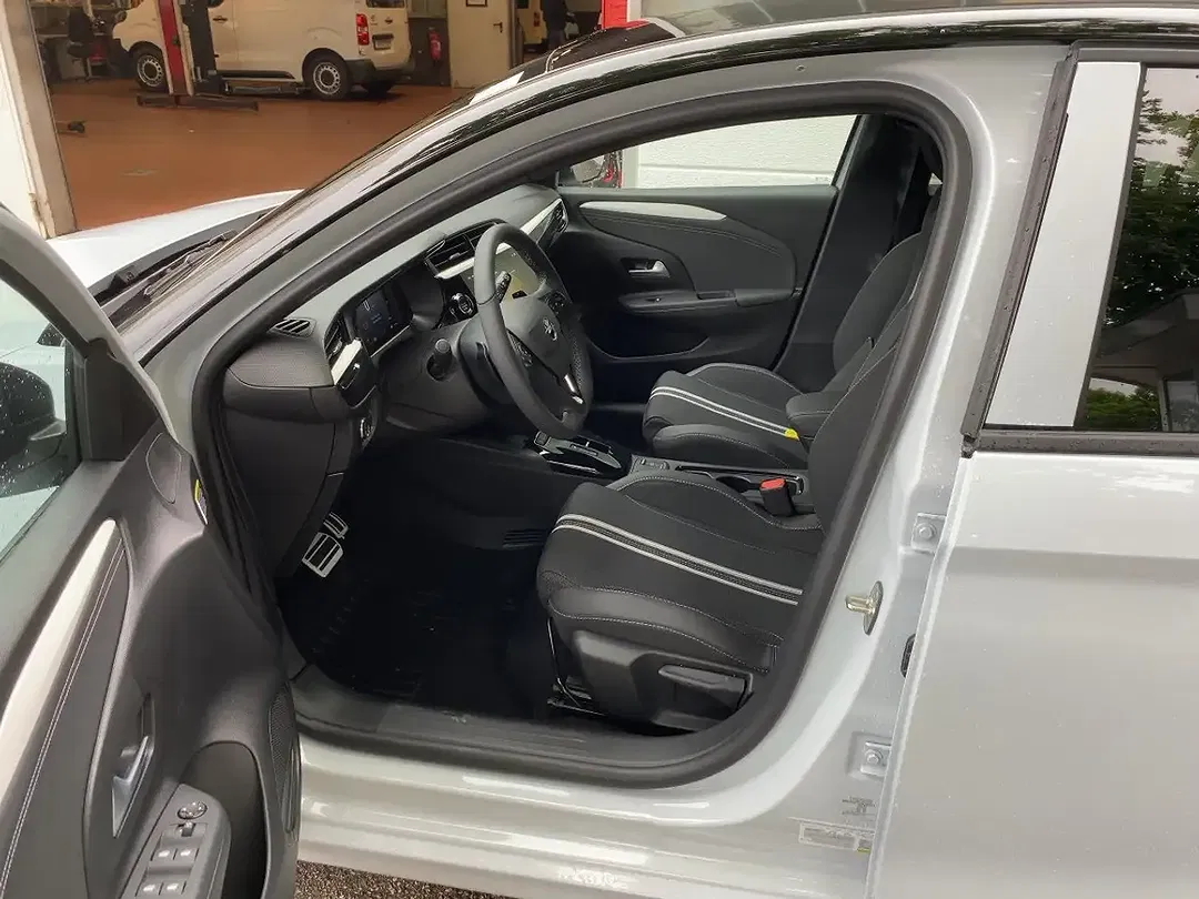 Opel Corsa - Thumbnail 8