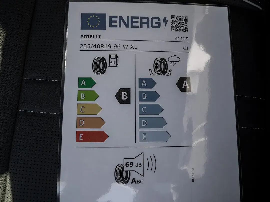 Skoda Superb - Thumbnail 11