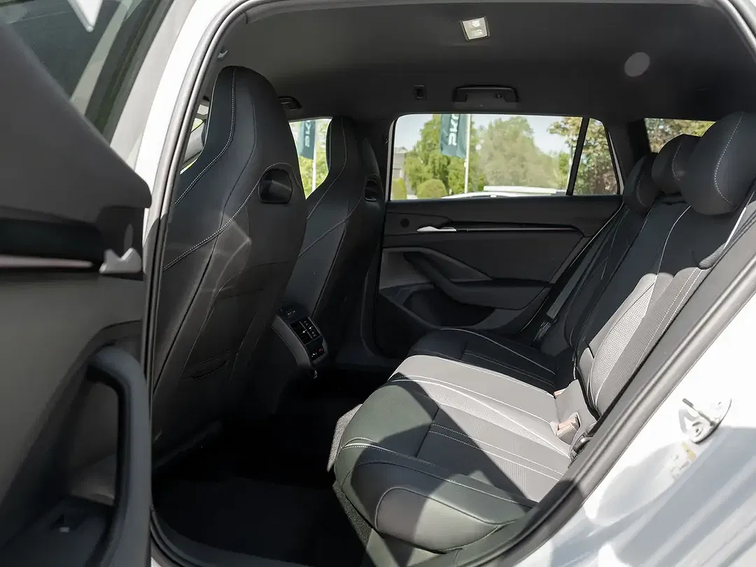 Skoda Superb - Thumbnail 7