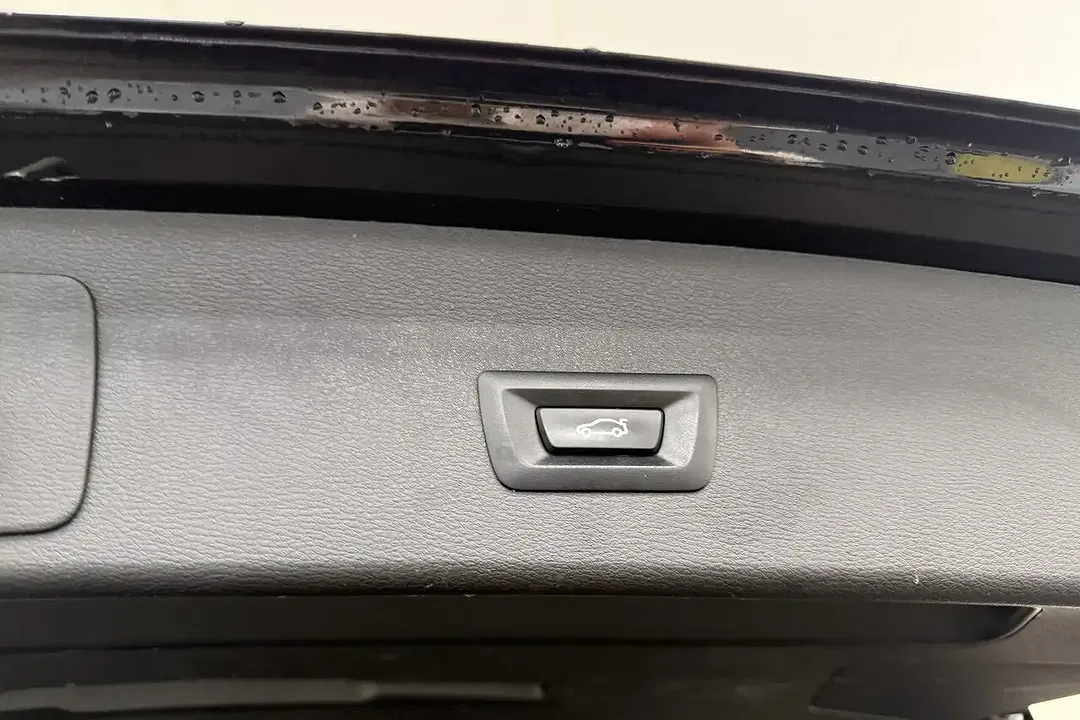 BMW X1 - Thumbnail 13