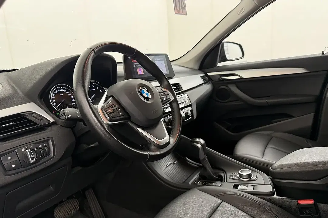 BMW X1 - Thumbnail 15