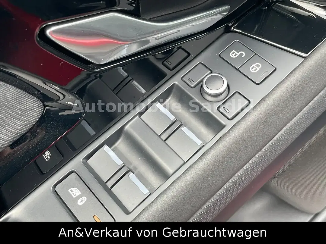Land Rover Range Rover Evoque - Thumbnail 9