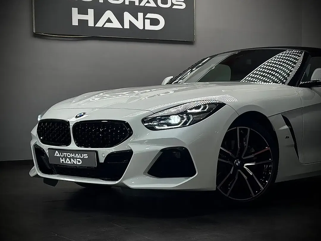 BMW Z4 - Thumbnail 2