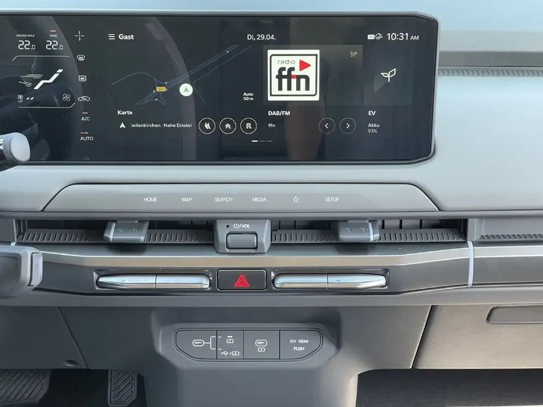 Kia EV3 - Thumbnail 11
