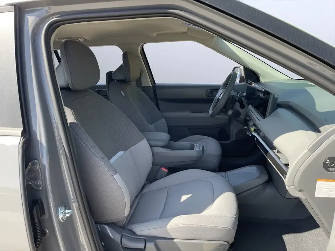Kia EV3 - Thumbnail 8