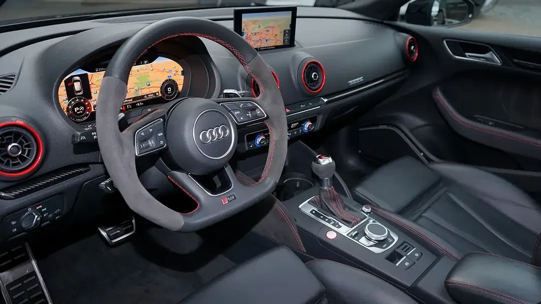 Audi RS3 - Thumbnail 3