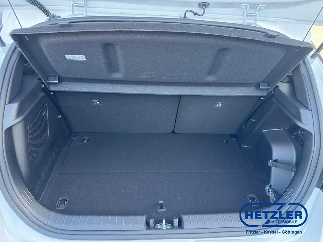 Hyundai i20 - Thumbnail 12
