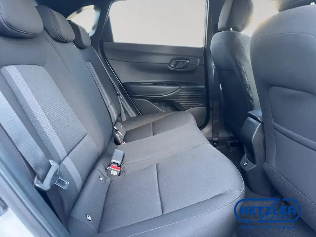 Hyundai i20 - Thumbnail 13