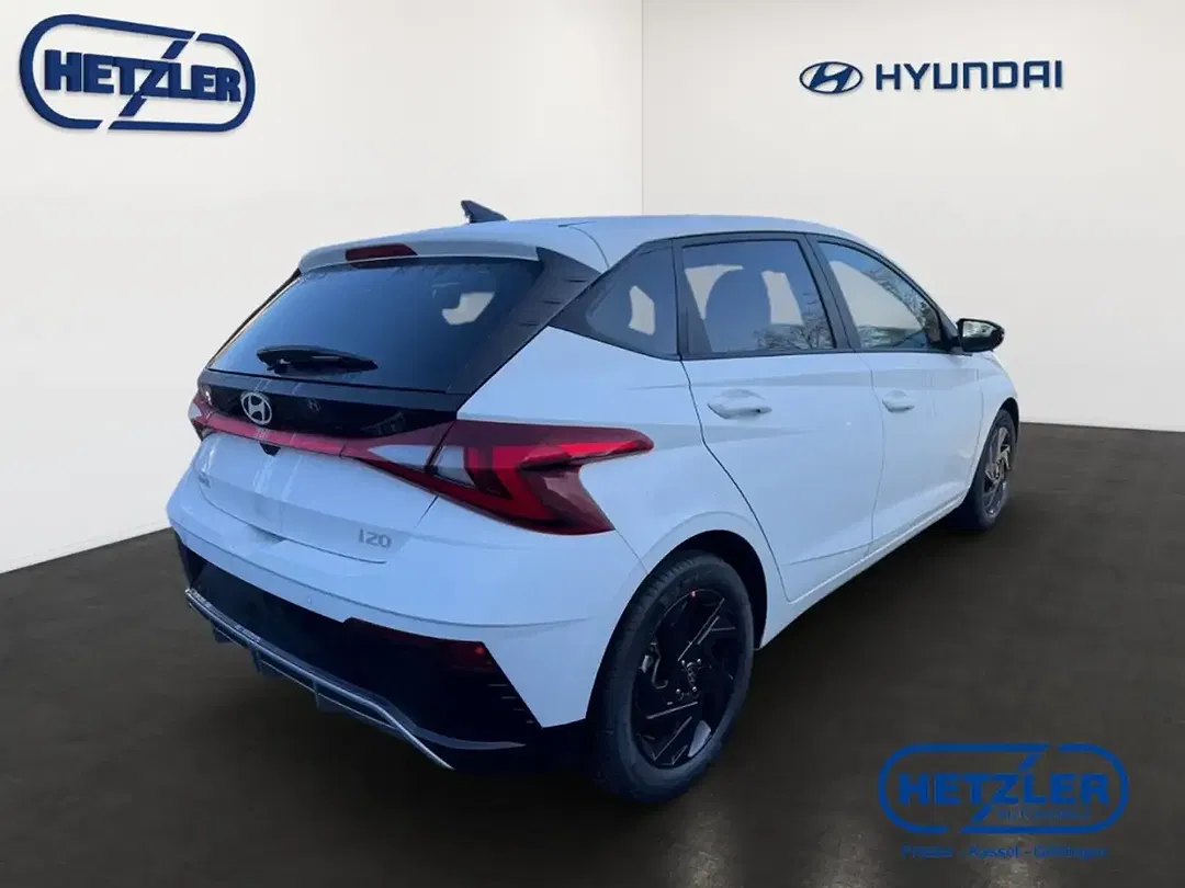 Hyundai i20 - Thumbnail 3