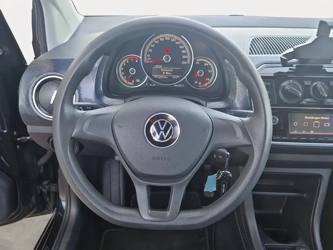 Volkswagen up! - Thumbnail 9