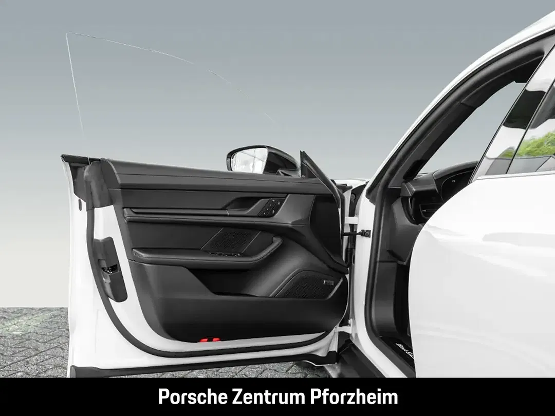 Porsche Taycan - Thumbnail 14