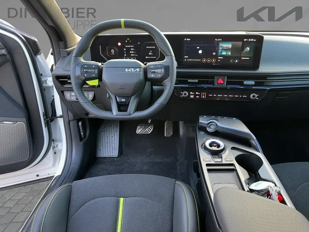 Kia EV6 - Thumbnail 9