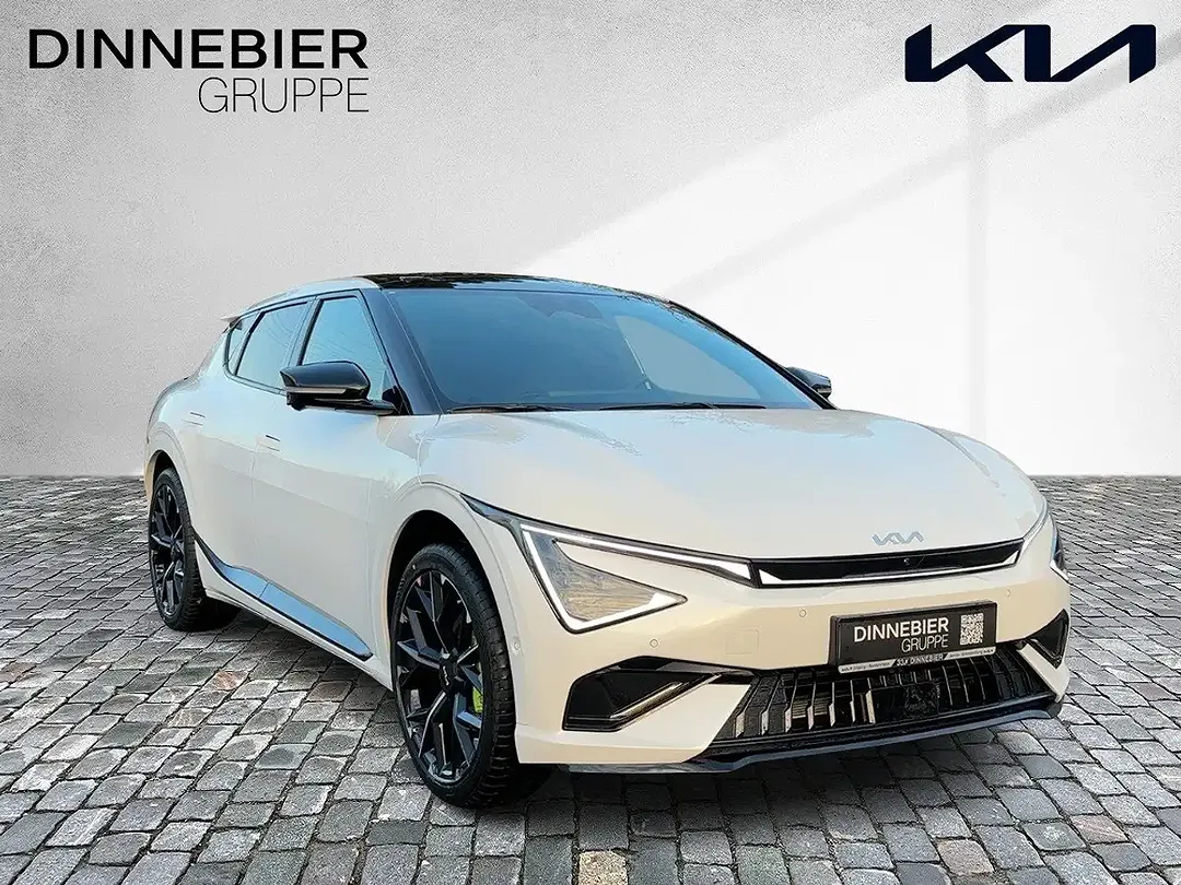 Kia EV6 - Thumbnail 5
