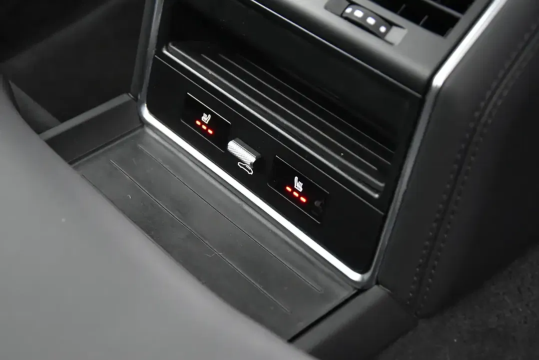 Porsche Panamera - Thumbnail 13